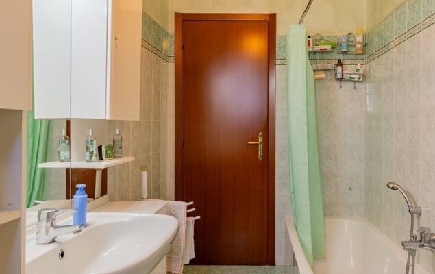 Valentina - Photo 30